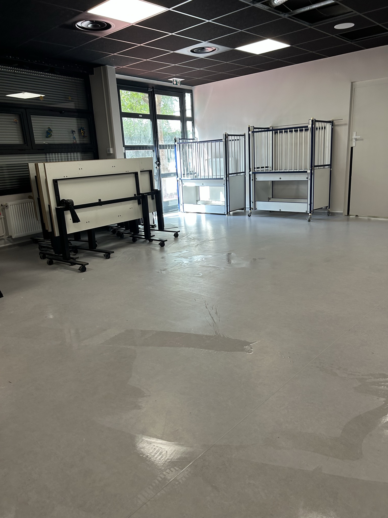 Espace professionnel nettoyé MYNCLEAN